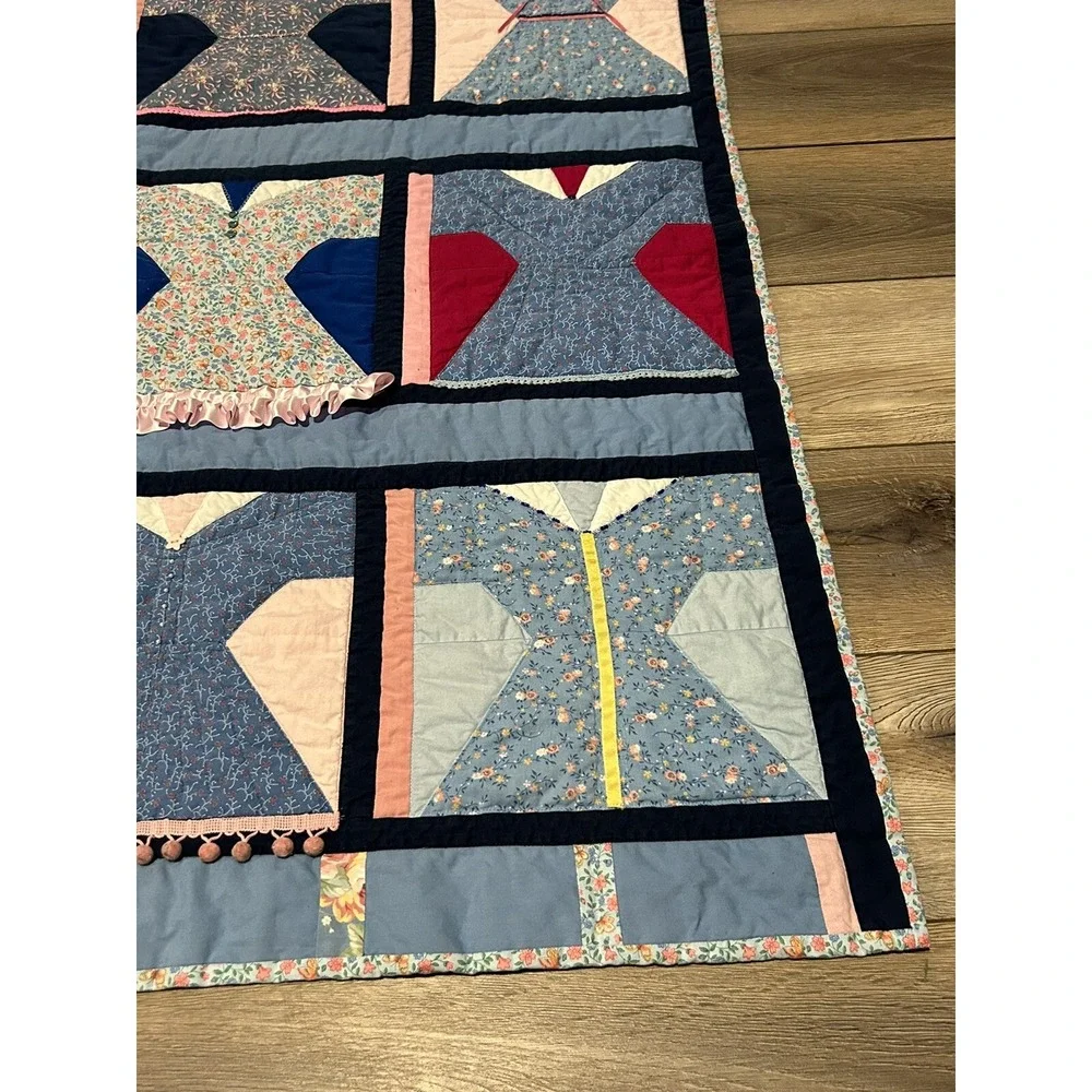 Handmade dress lap